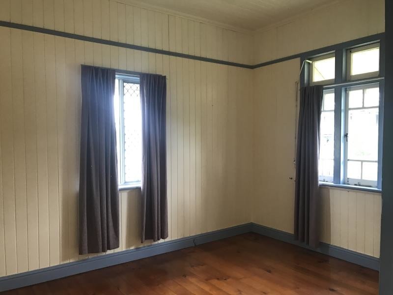6 Brae Street, The Range QLD 4700